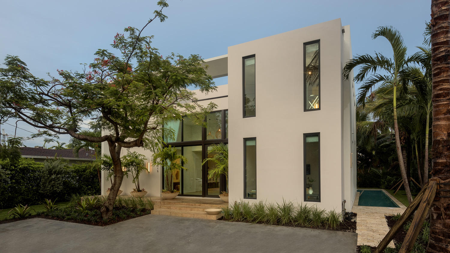 4515 N. Michigan Ave